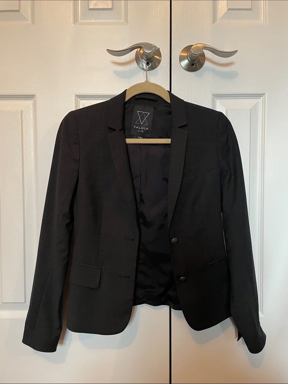 Talula Black Women's Single-Breasted Blazer